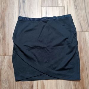 B3 - Banana Republic Ladies skirt. Size 10